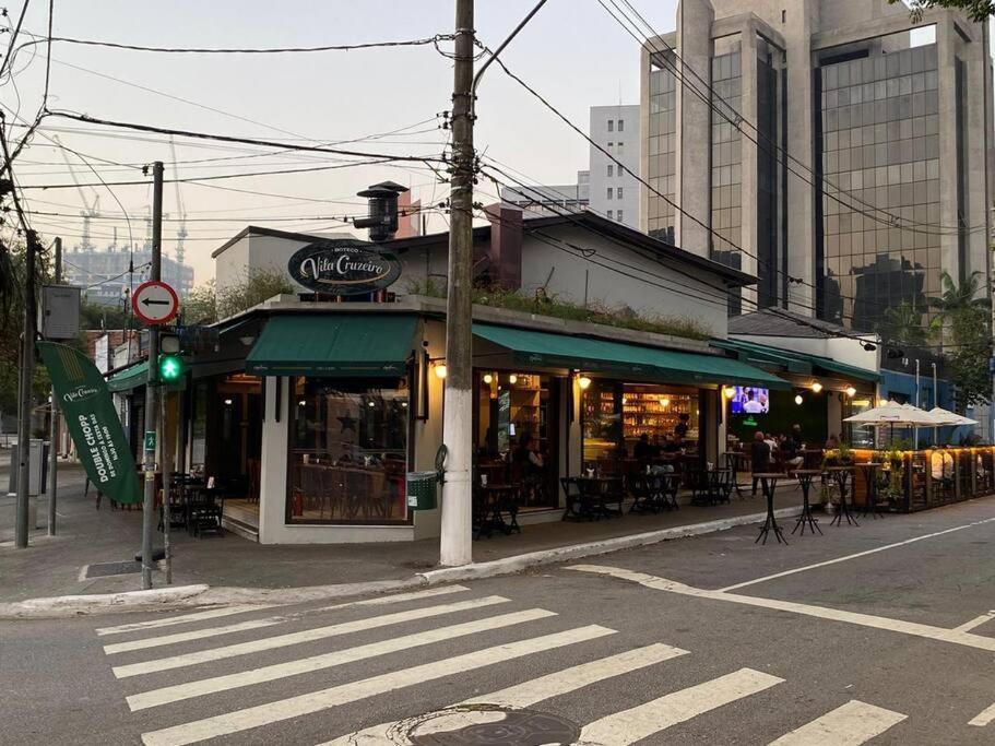 Apartamento 1710 - Vista Privilegiada E Localizacao