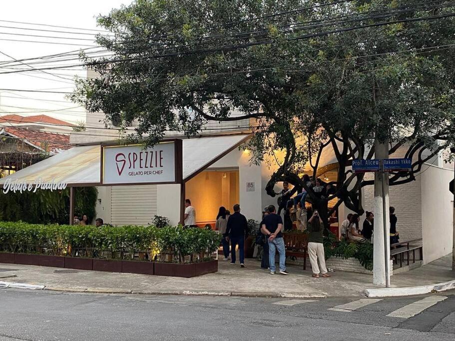 1710 - Vista Privilegiada E Localizacao Apartamento *